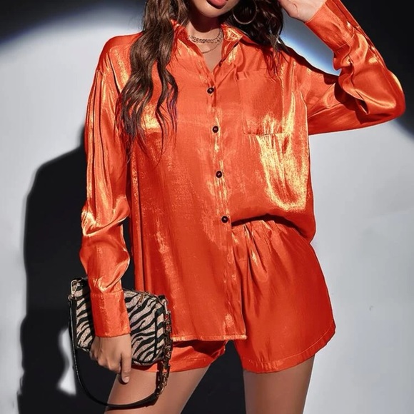 Glossy set for summer worn 3 hours only. As new as could be - Picture 2 of 2